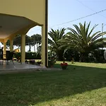 Elisa Bed & Breakfast