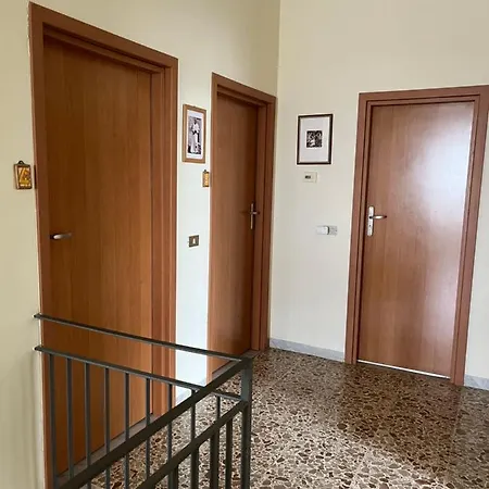 Elisa Bed & Breakfast 3*