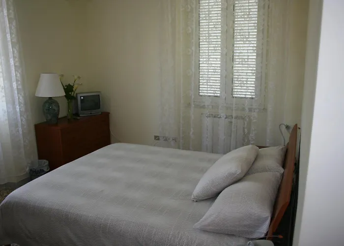 Elisa Bed & Breakfast